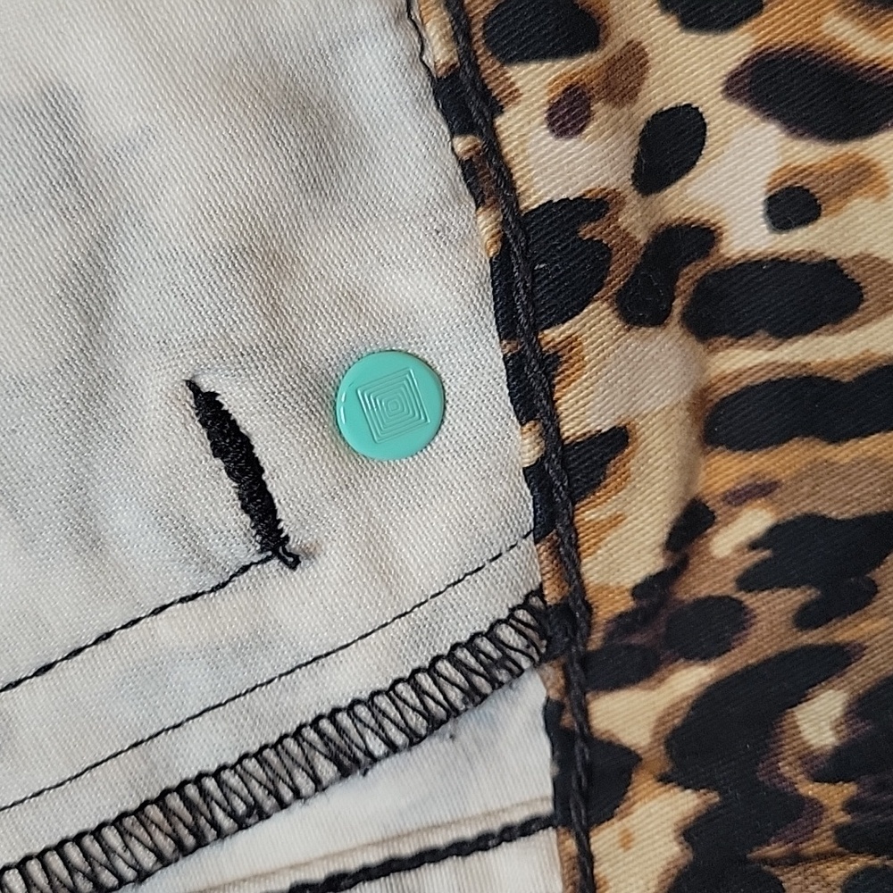 Leopard Print Button Down Jacket - image 5